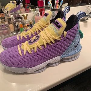 Lebron 16’”lakers”